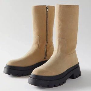 UO Bri Sherpa Boot Women's Size 7